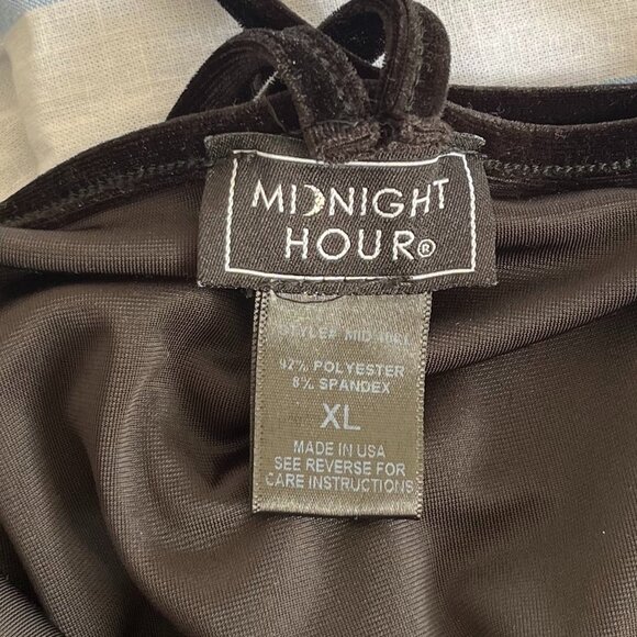 Midnight Hour Velvet Skater Dress - Picture 4 of 4